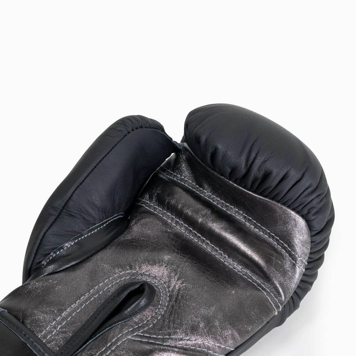Gants de boxe Di Nardo avec Velcro 12 Oz Noir-argent foncé  - Image 9