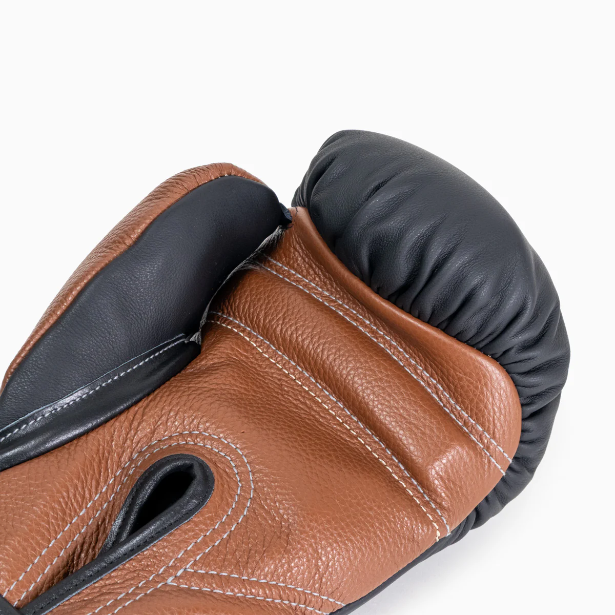 Gants de boxe Di Nardo avec Velcro 16 Oz Noir-marron  - Image 9