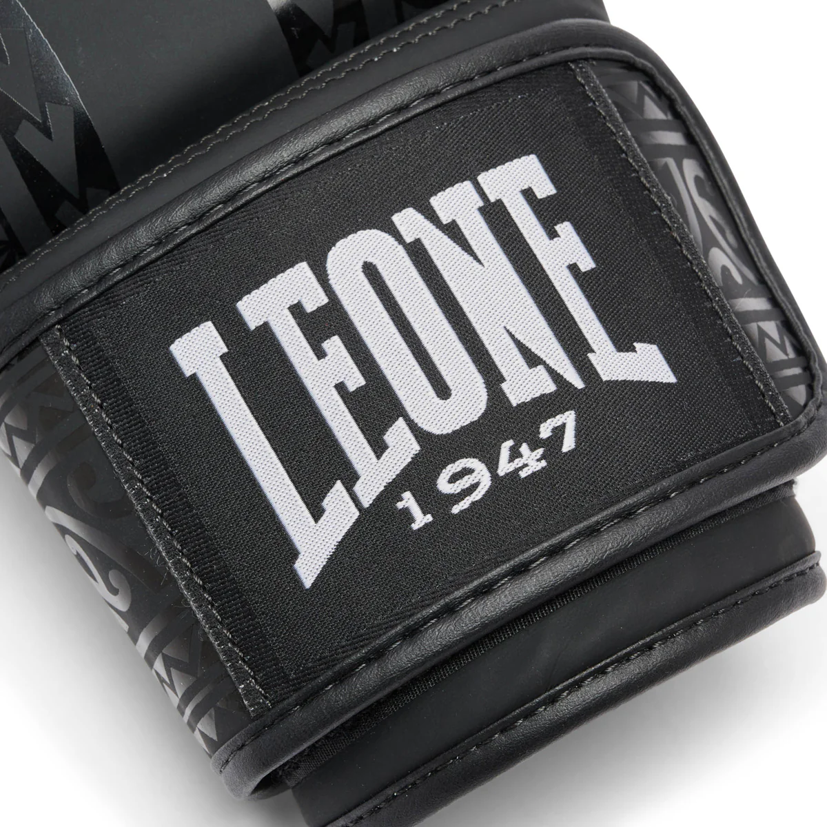 Gants de boxe Leone Haka GN329 Noir - Image 8