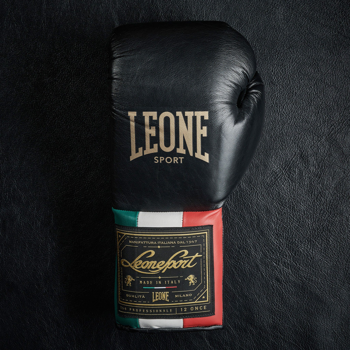 Gants de boxe Leone Orlando Tricolore avec lacets Noir  - Image 15
