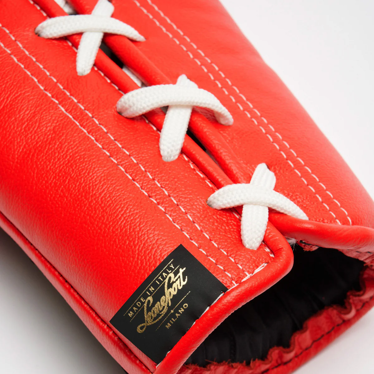 Gants de boxe Leone Sport Orlando Classico avec lacets Rouge  - Image 8
