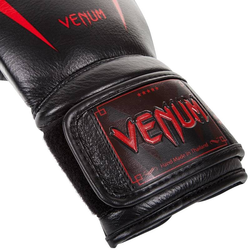 Gants de boxe de Boxe Venum Giant 3.0 Noir-Rouge  - Image 3