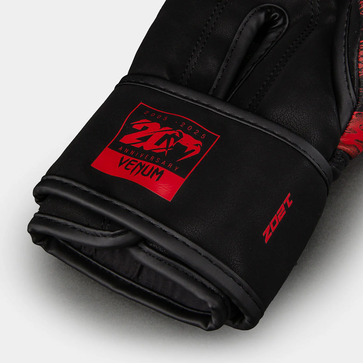 Gants de boxe Venum 20th Anniversary Noir-rouge - Image 5