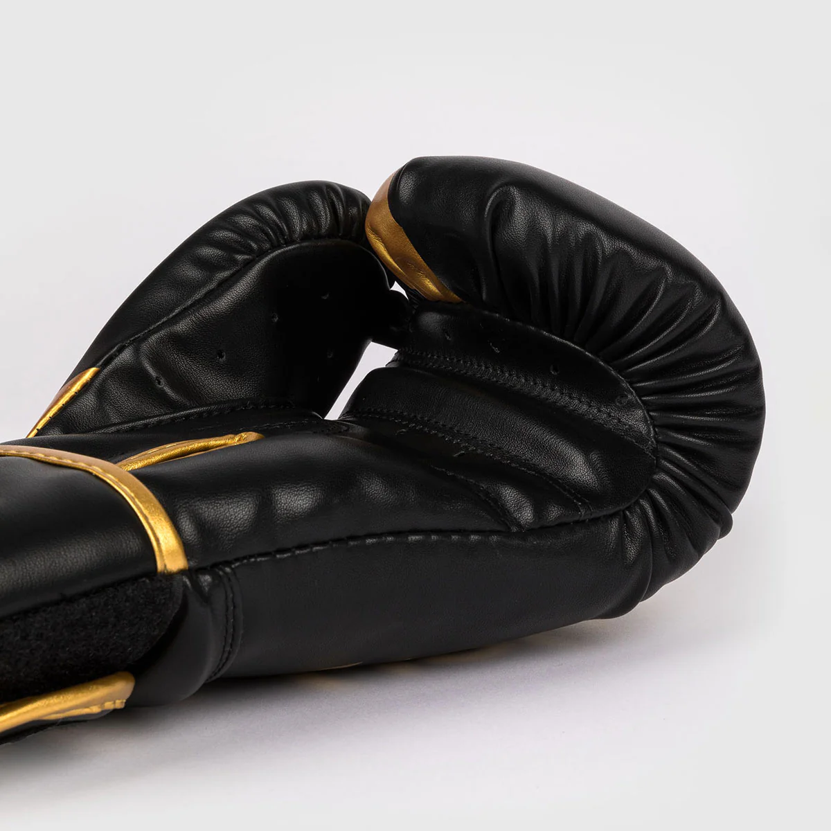 Gants de boxe Venum Challenger 2.5 Noir-or  - Image 4