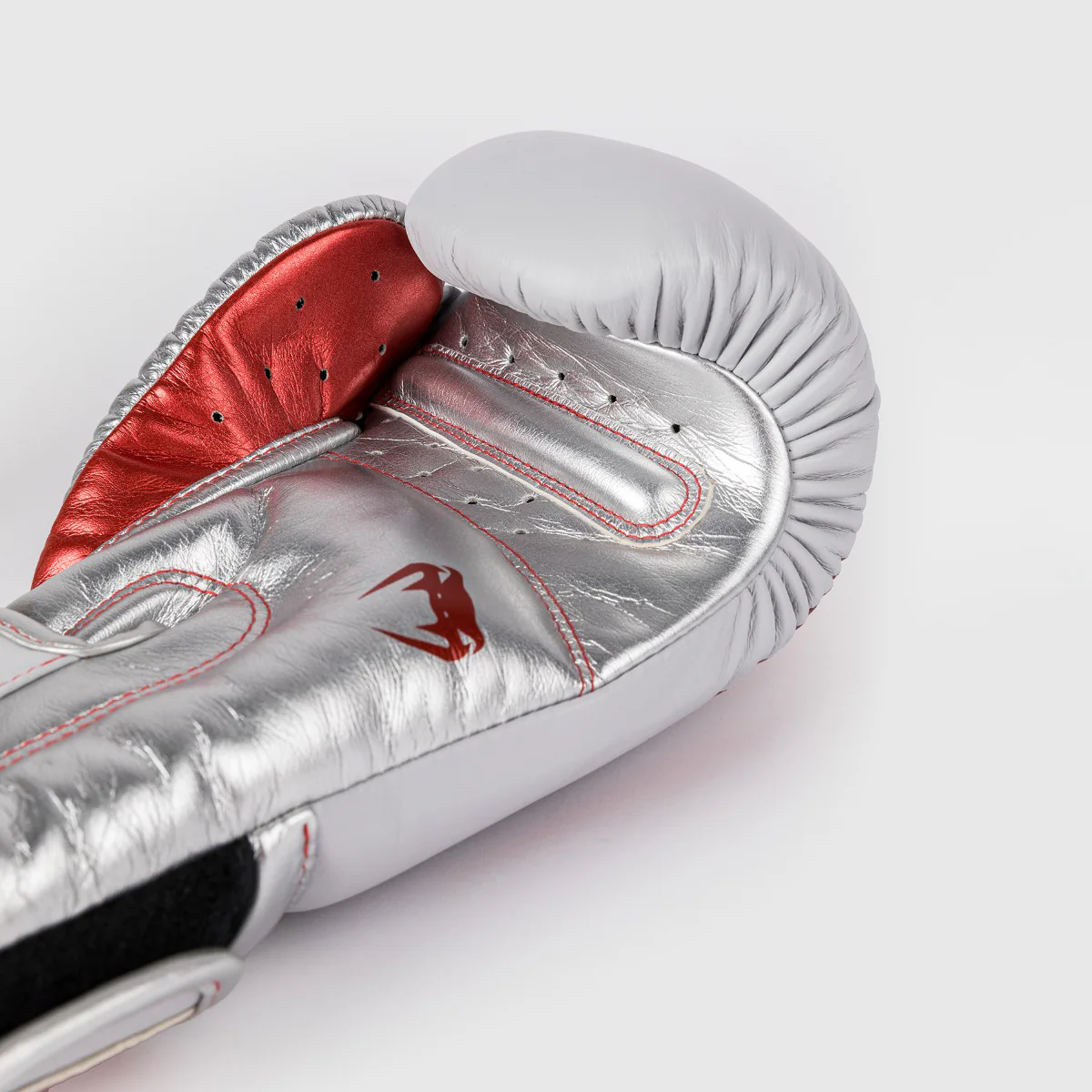 Gants de boxe Venum Giant 3.0 Édition Spéciale Rouge-argent  - Image 5