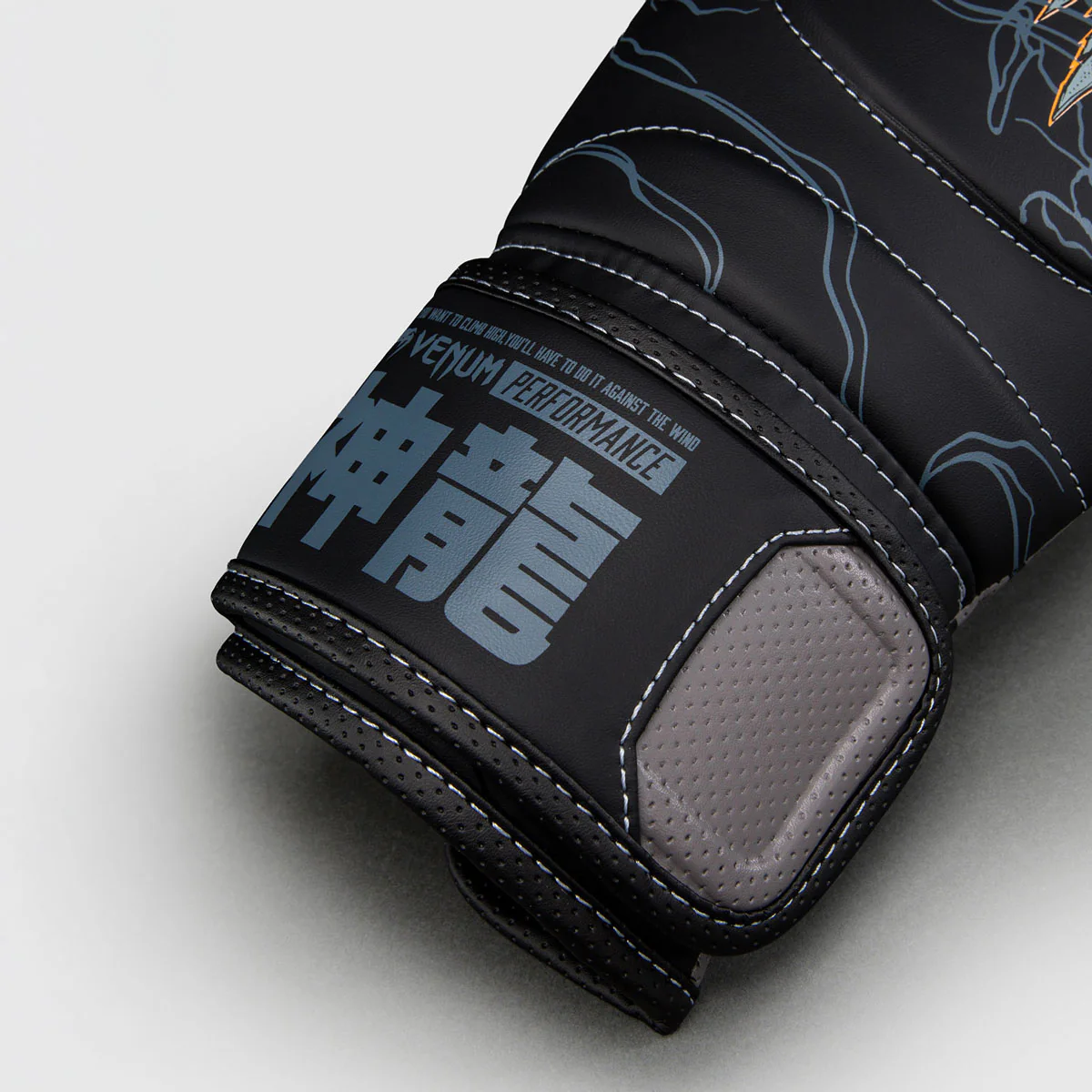Gants de boxe Venum Thunder Dragon Noir  - Image 3
