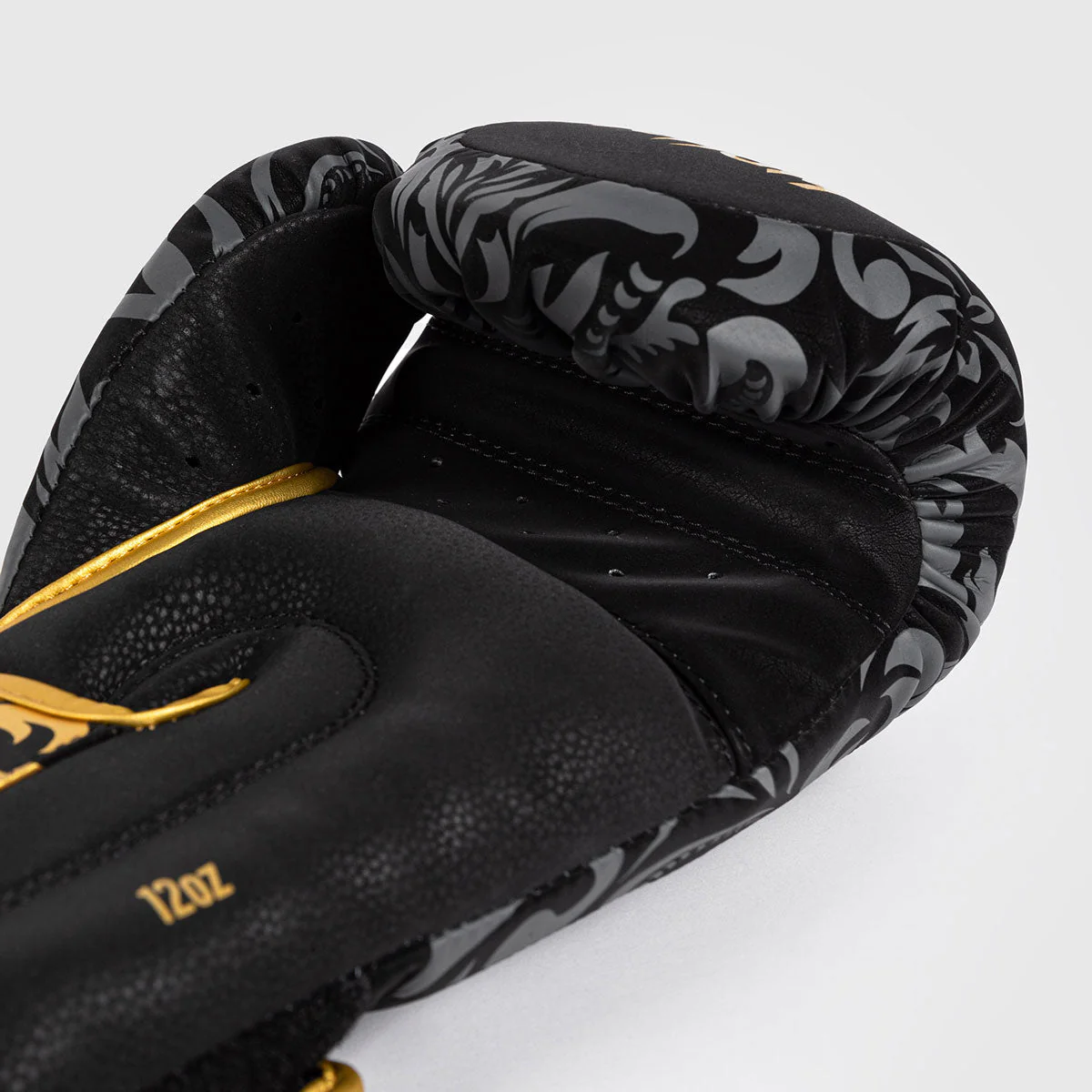 Gants de boxe Venum x Ilia Topuria Unmatched  - Image 6