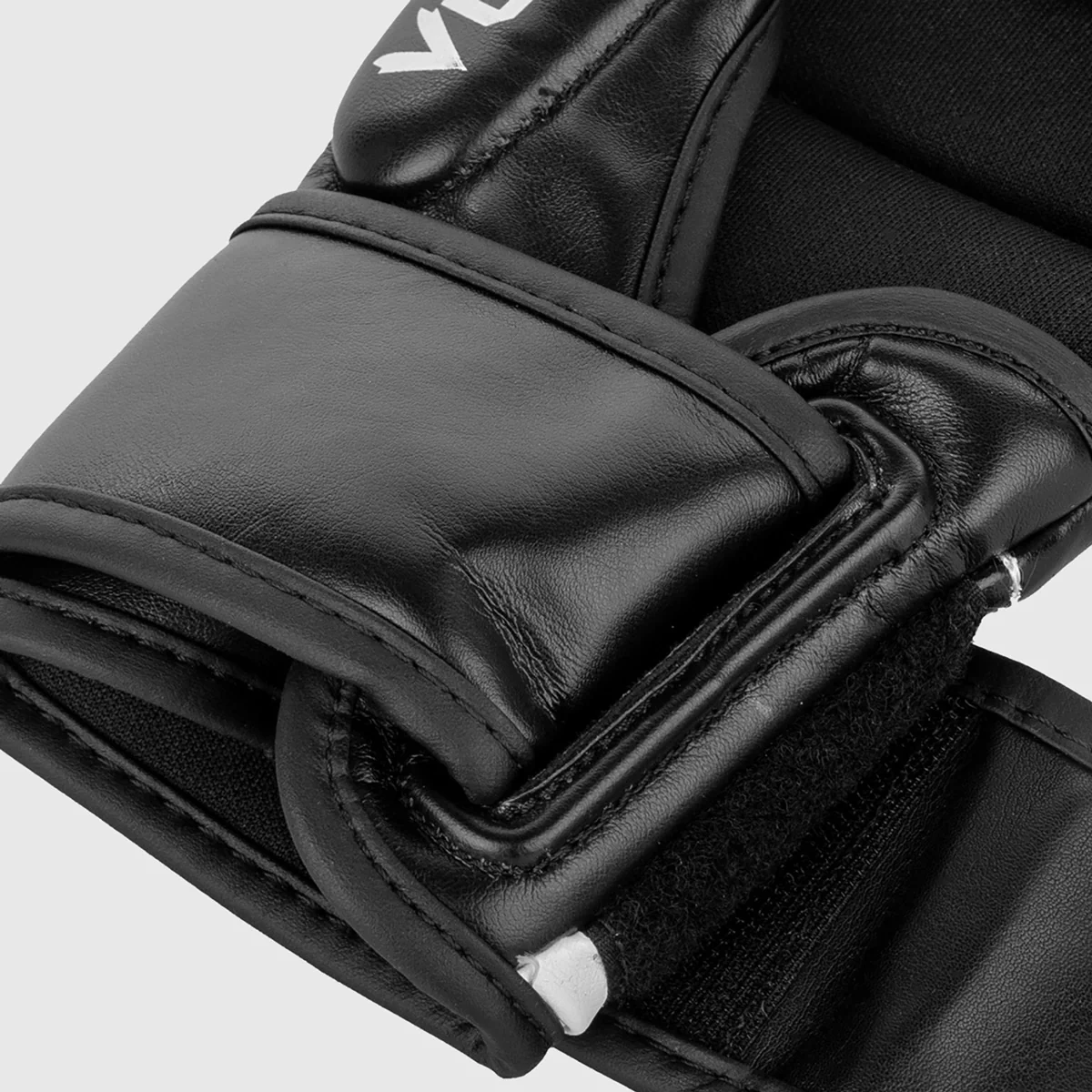 Gants MMA 7 Oz Venum Challenger 3.0  - Image 4
