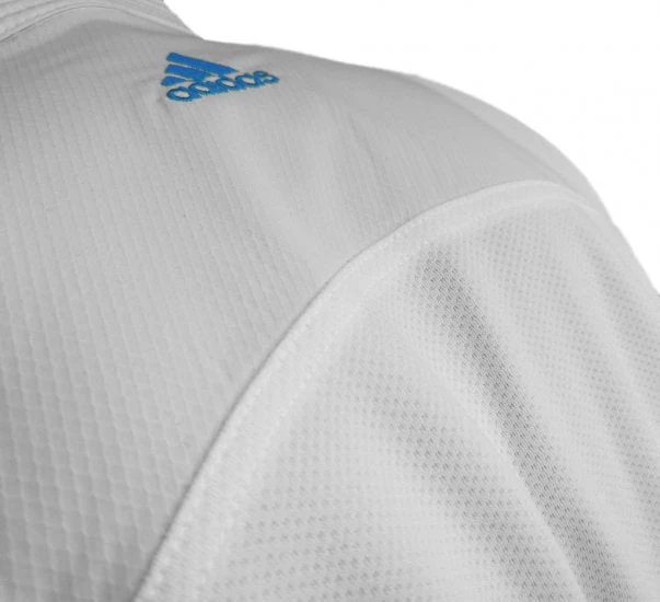 Karategi Adidas Kumite Adilight Primegreen WKF Rayures Bleues  - Image 6