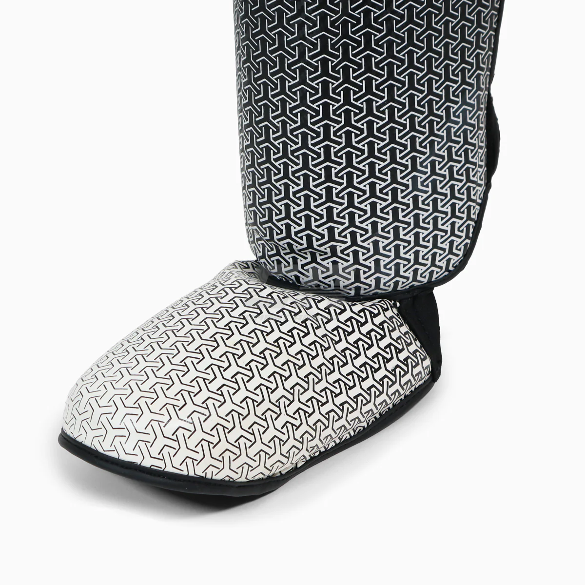 Protège-tibias avec semelle Adidas Pro Kickboxing WAKO Noir-blanc  - Image 5