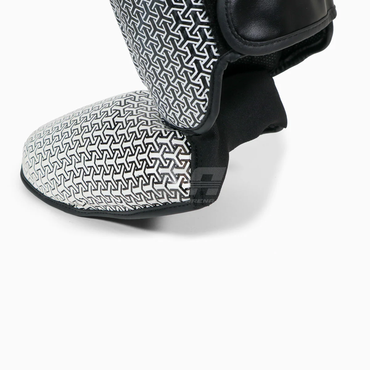 Protège-tibias avec semelle Adidas Pro Kickboxing WAKO Noir-blanc  - Image 6