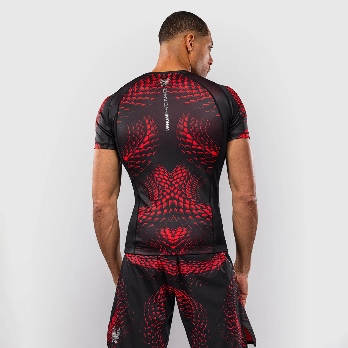 Rashguard Venum Matupa manches courtes Noir-rouge  - Image 4