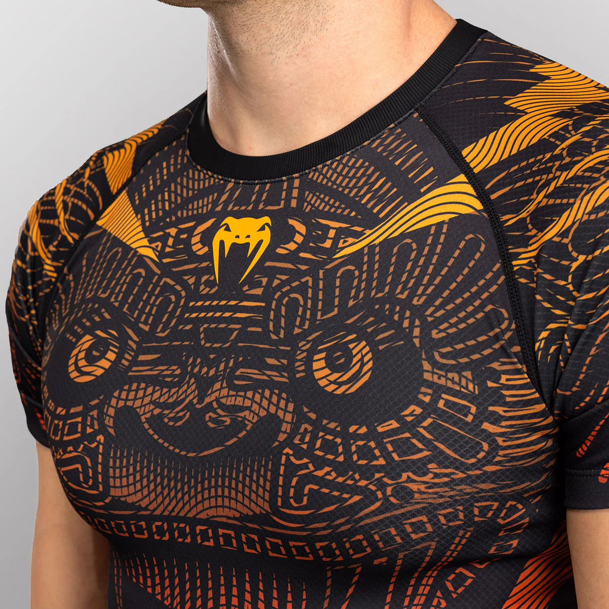Rashguard Venum Quetzal Fury manches courtes Noir-rouge  - Image 6