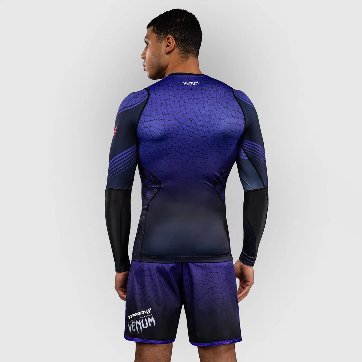 Rashguard Venum Tekken 8 Kazuya manches longues Noir-violet  - Image 4