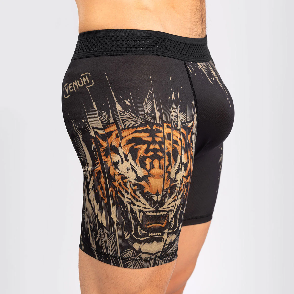 Shorts à compression Venum Tiger Noir  - Image 5