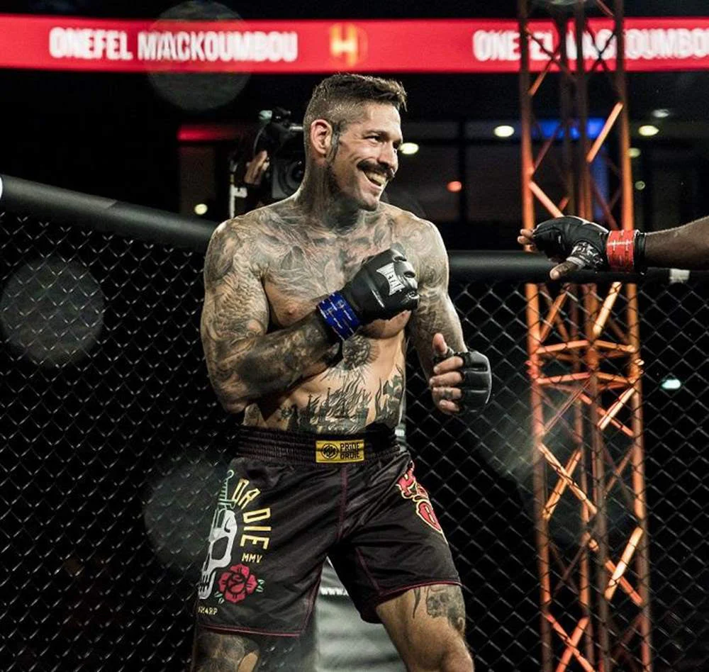 Shorts de MMA Pride or Die Restez Aiguisé  - Image 2