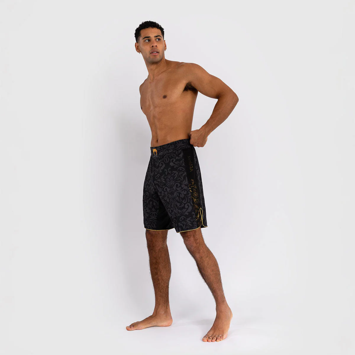 Shorts de MMA Venum x Ilia Topuria Unmatched  - Image 4