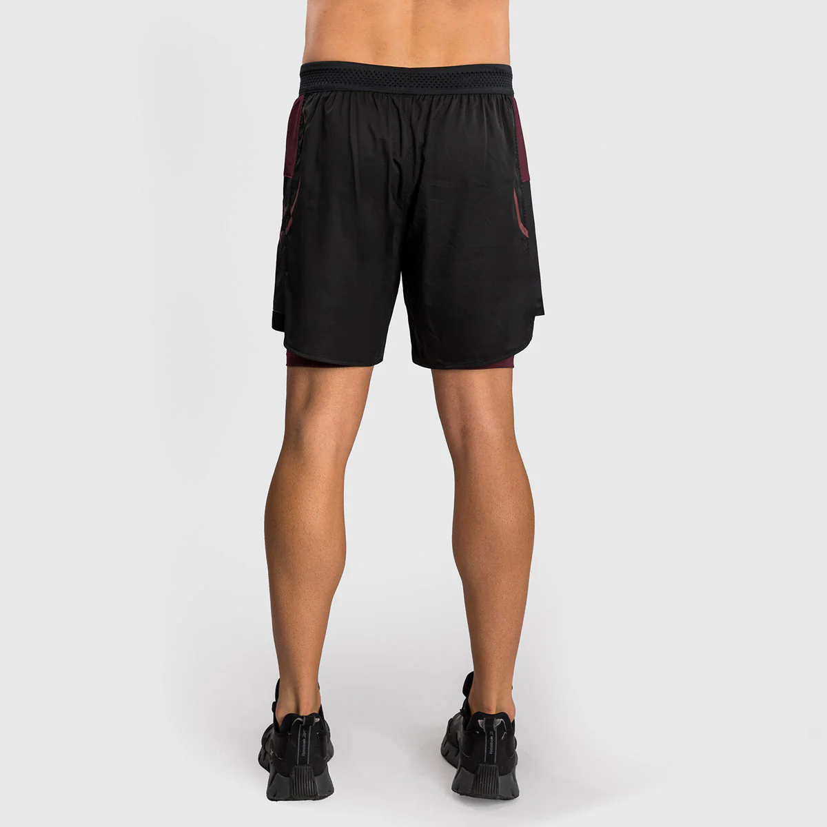Shorts d'entraînement Venum Assassin's Creed Shadows Rouge-noir  - Image 3