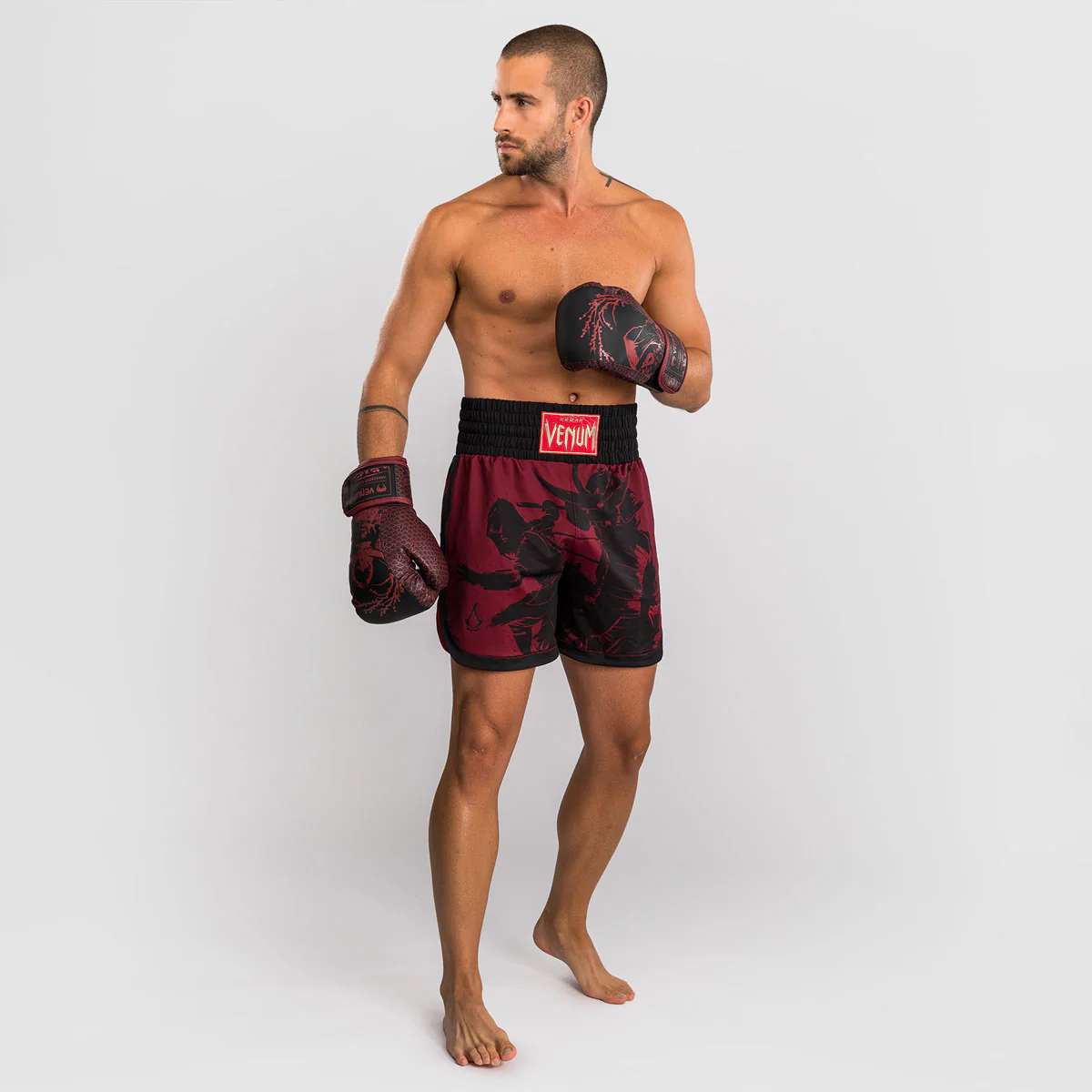 Shorts kick-thaï Venum Assassin's Creed Shadows Rouge-noir  - Image 7