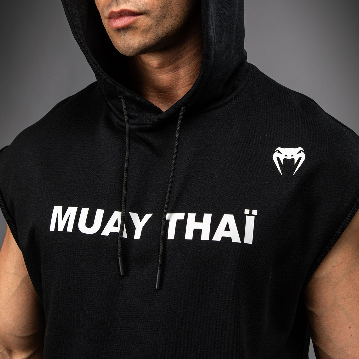 Sweat sans manches Venum Muay Thai VT à capuche  - Image 3