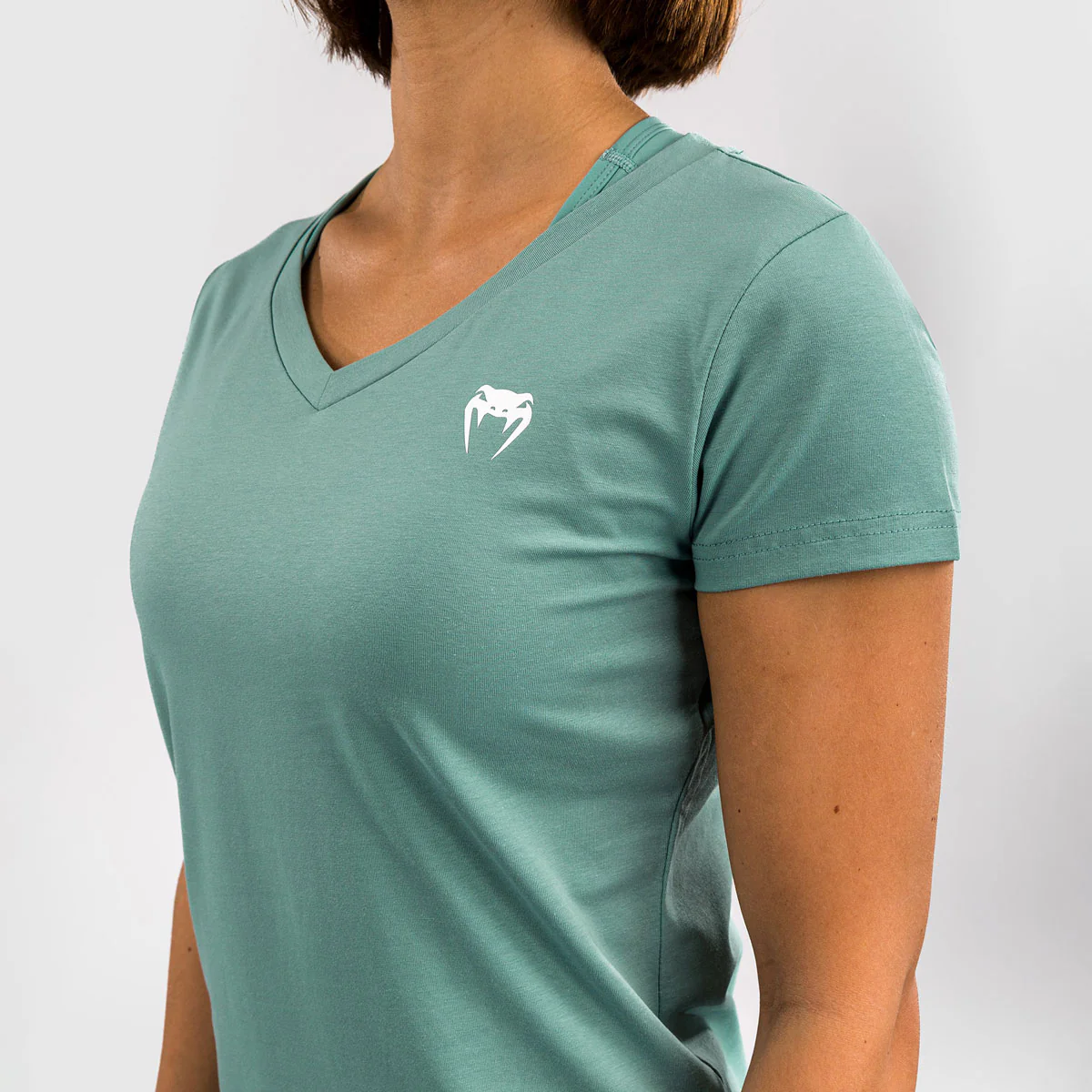 T-shirt Femme Venum Essential Vert d'eau  - Image 5