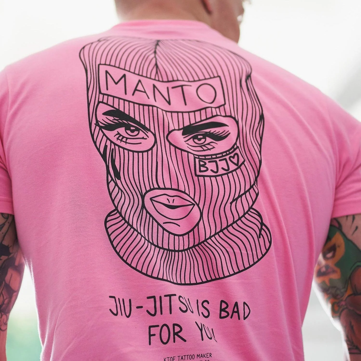T-shirt Manto x KTOF Balaclava Rose  - Image 5