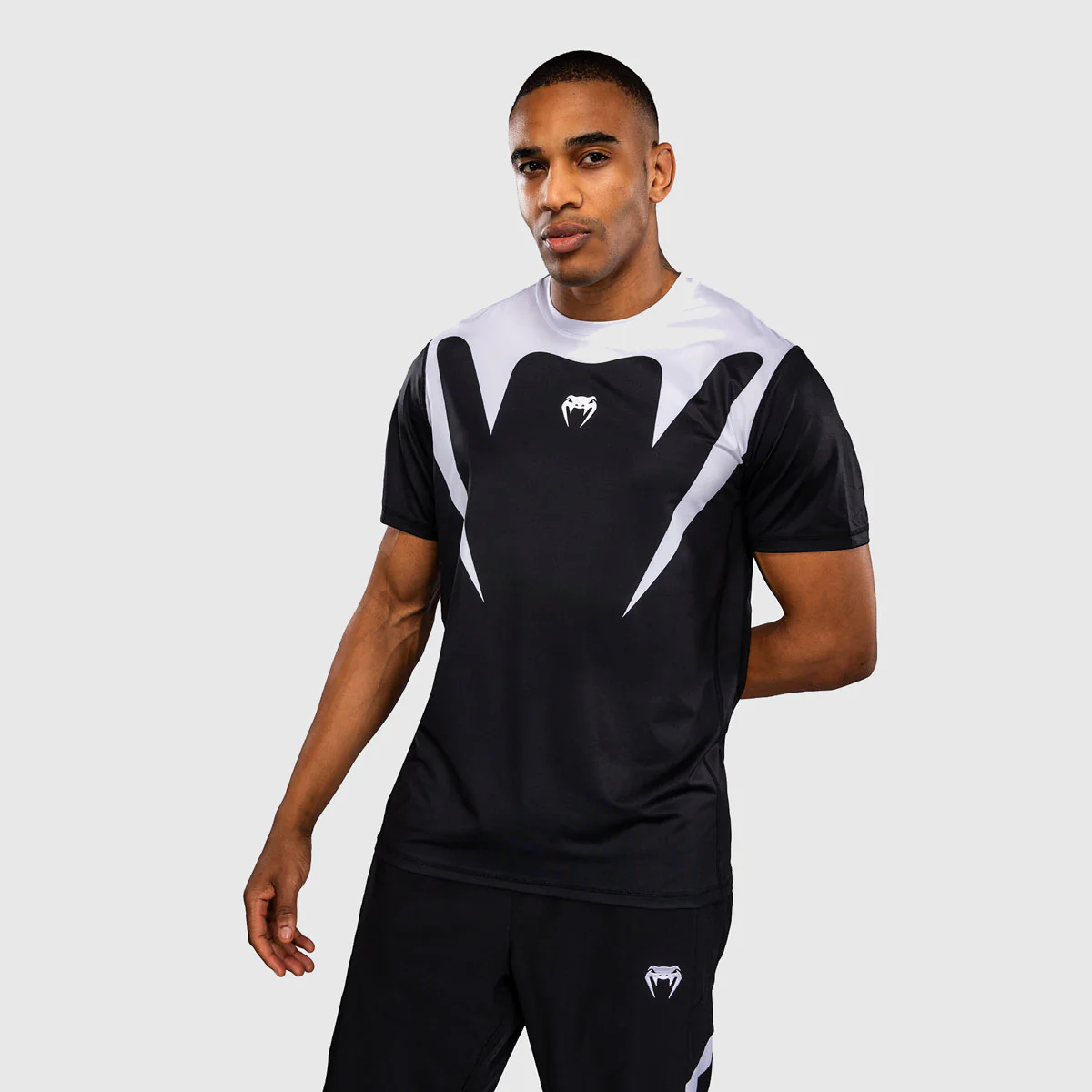 T-shirt Venum Attack 90 Dry Tech Noir-blanc  - Image 2