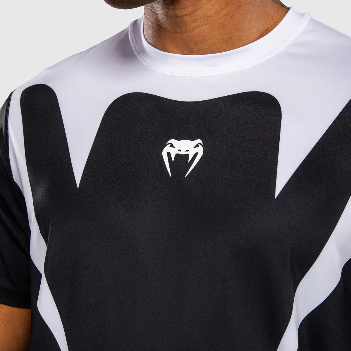 T-shirt Venum Attack 90 Dry Tech Noir-blanc  - Image 5