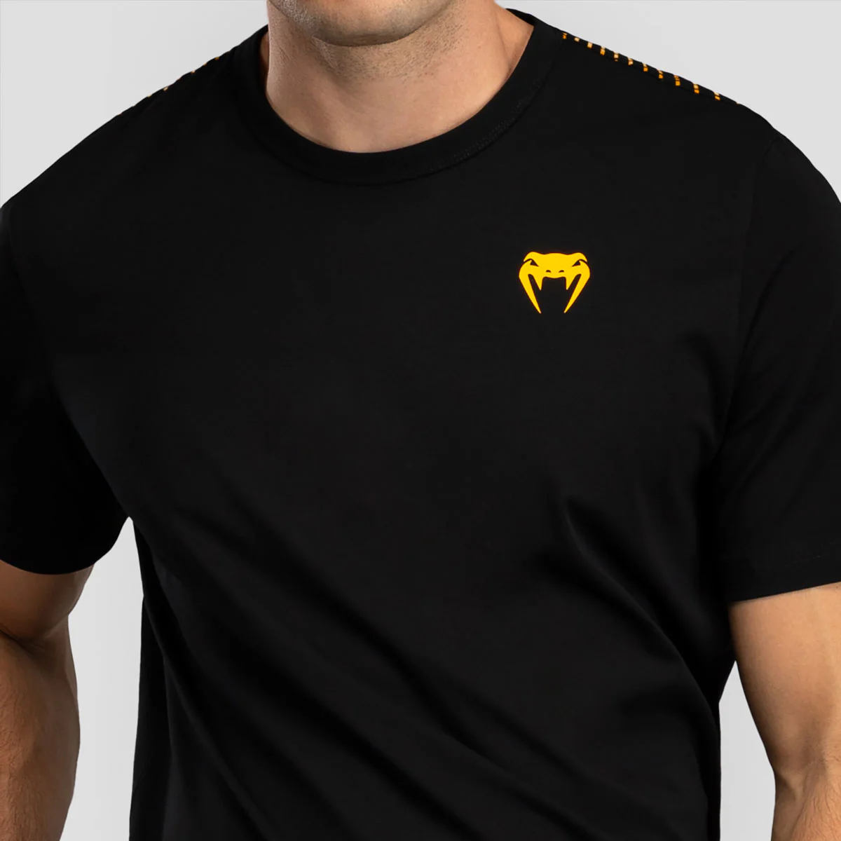 T-shirt Venum Quetzal Fury Noir-rouge  - Image 3
